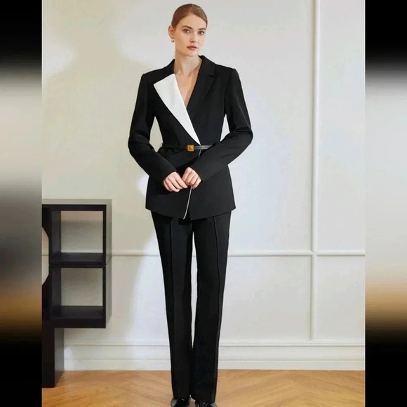 PREMIUM TWO TONE WRAP BELTED BLAZER - Picture 2 of 9